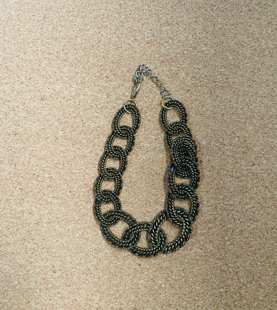 Vintage Roman necklace in golden hoops