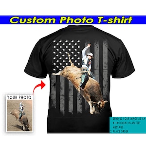 Regalos de Bull Riders: Camiseta personalizada de Bull Riding, para amantes del Bull Riding, regalos de vaqueros, toro salvaje, Bullriders jóvenes (en la espalda) (BK5)