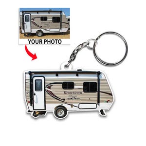 Camper RV Motorhome Travel Trailer Personalized Keychains, Campervan Owners, Motorhome Owners, Camper trailers Owners Gifts, Pickup Camper