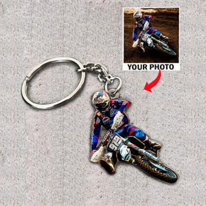 MX Rider cadeau crossmotor gepersonaliseerde foto houten sleutelhanger, unieke cadeaus voor motorcrossliefhebbers, coole cadeaus voor motorrijders, motorfiets sleutelhanger