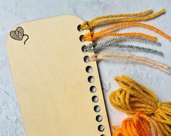 Wooden Yarn Color Card: Knitting Project Planner, Crochet Organizer