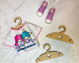 Perchas para ropa de muñecas en miniatura: Accesorios para armarios de casa de muñecas (juego de 5)