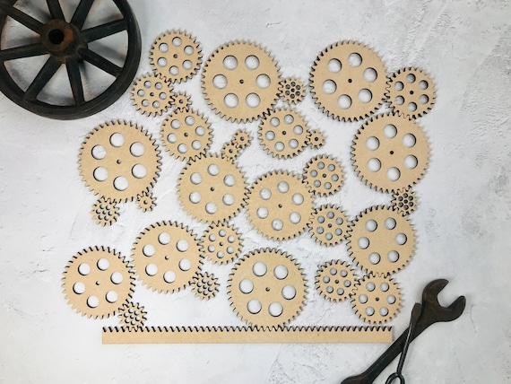 Precision Rotating Gears Set: Steampunk Industrial Wall Art