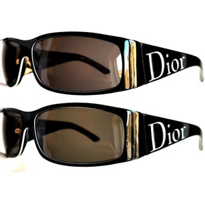 Lunettes de soleil vintage DIOR ovales enveloppantes noires et blanches Christian Your Dior 2 monture des années 90 y2k Rihanna Kylie Kendall Jenner Bella Hadid par John Galliano
