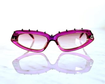 Gafas de sol vintage FORNARINA color morado y rosa, estilo Lady Gaga, con montura de ojo de gato y tachuelas puntiagudas, nuevas (NOS) de los años 90.