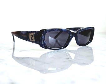 GUCCI Vintage Sunglasses Clear Yellow Silver Oval GG2500 Small