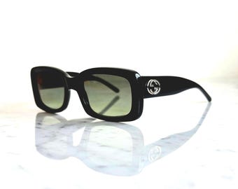 GUCCI Vintage Sunglasses Clear Yellow Silver Oval GG2500 Small