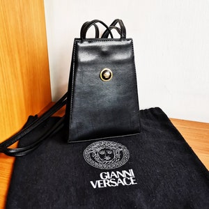 VERSACE vintage trapeze evening bag rare gold medusa long shoulder strap genuine black leather Gianni Rihanna Lady Gaga Kylie Jenner 90s y2k