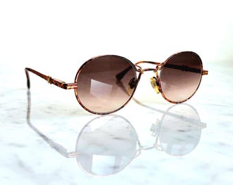 Óculos de sol vintage MOSCHINO by PERSOL, armação redonda dourada, marrom tartaruga, anos 90, Y2K, NOS