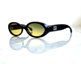 FENDI Vintage Sunglasses Oval Black 7136 Odd Space Age Frame 90s