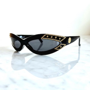 VERSACE Vintage Sunglasses Black Oval Gold Greek Key Gianni 527/T