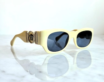 Gianni Versace 486 Vintage Matt White Oval Sunglasses Made  display picture 1