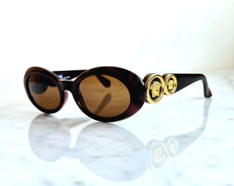 VERSACE Vintage Sunglasses 527 Oval Gold Medusa Ring Gianni 90s