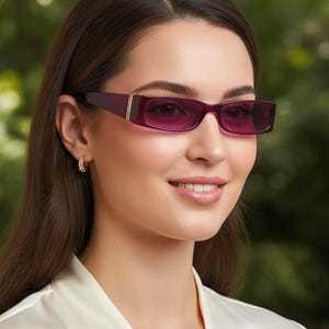 Gafas de sol vintage VERSACE moradas rectangulares pequeñas ovaladas con montura plateada Gianni VERSUS 8066 años 90