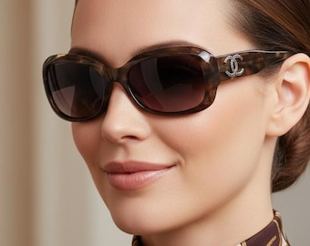 【希少】CHANEL サングラス sunglasses vintage 5102 CHANEL Vintage Sunglasses Square Brown Silver Mother of Pearl 5102