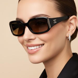 CHANEL スクエア サングラス ブラック ヴィンテージ 90s CHANEL Vintage Sunglasses Black Squared White Rhinestone 5064-B CC