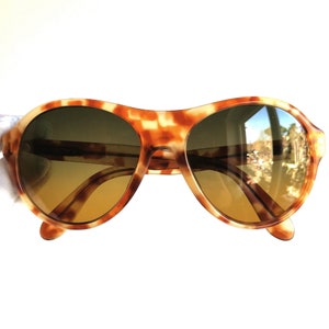 Occhiali da sole vintage ARMANI, tartaruga marrone, rotondi, avvolgenti, rari, 055, oversize, aviator, montatura grande, Emporio Giorgio, spessi, nuove lenti grigio-arancio, anni '80-'90.