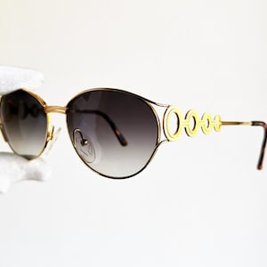 Lunettes de soleil vintage DIOR rare bague ovale en or Christian 2777 Migos Rihanna 2Chainz Lady Gaga cadre fabriqué en Autriche steampunk Tupac nouveau NOS des années 90