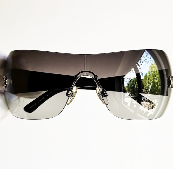 VINTAGE CHANEL 2000s sunglasses atelierlouparis #4 VINTAGE CHANEL 2000s sunglasses atelierlouparis
