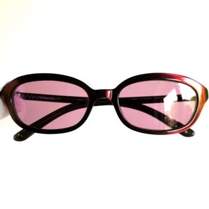 CHANEL vintage Sunglasses oval purple pink small 5002 quilted matelasse Lady Gaga Rihanna Kylie Jenner Bella Hadid frame 90s y2k new NOS