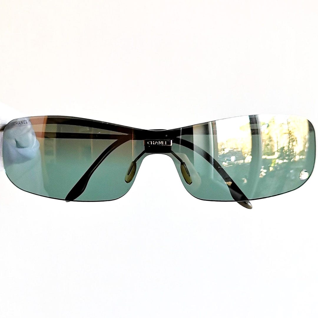 CHANEL Vintage Sunglasses Rare Wrap Mask Oval Square Small CHANEL Vintage Sunglasses Rare Wrap Mask Oval Square Small