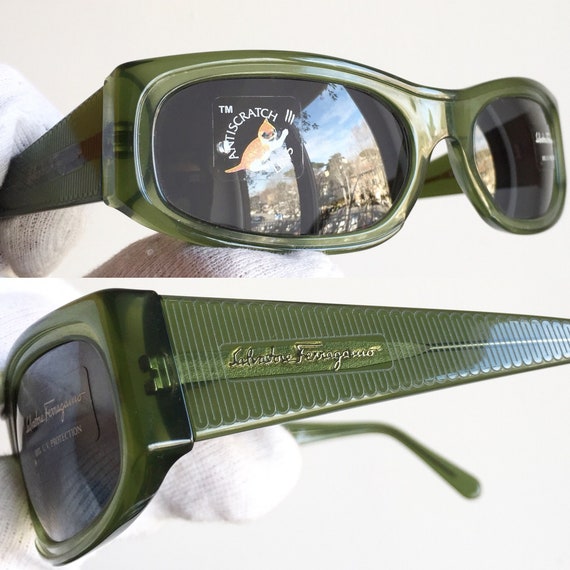 韓国 ファッション通販 FERRAGAMO Vintage Sunglasses Green Oval Wrap Rectangular 小物