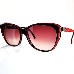 VALENTINO vintage sunglasses rare cateye butterfly rockabilly red black Rihanna Lady Gaga Sailor Moon 504 frame square new NOS 60s 70s 80s