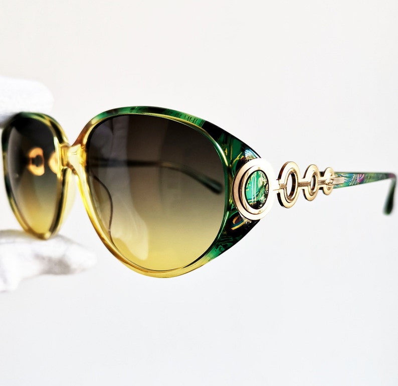 DIOR vintage sunglasses rare green gold oval ring Christian 2803 Rihanna frame diva butterfly black yellow lens new NOS 90 Rihanna Lady Gaga 