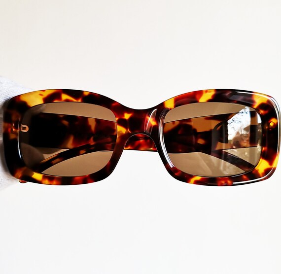 gucci vintage square frame sunglasses