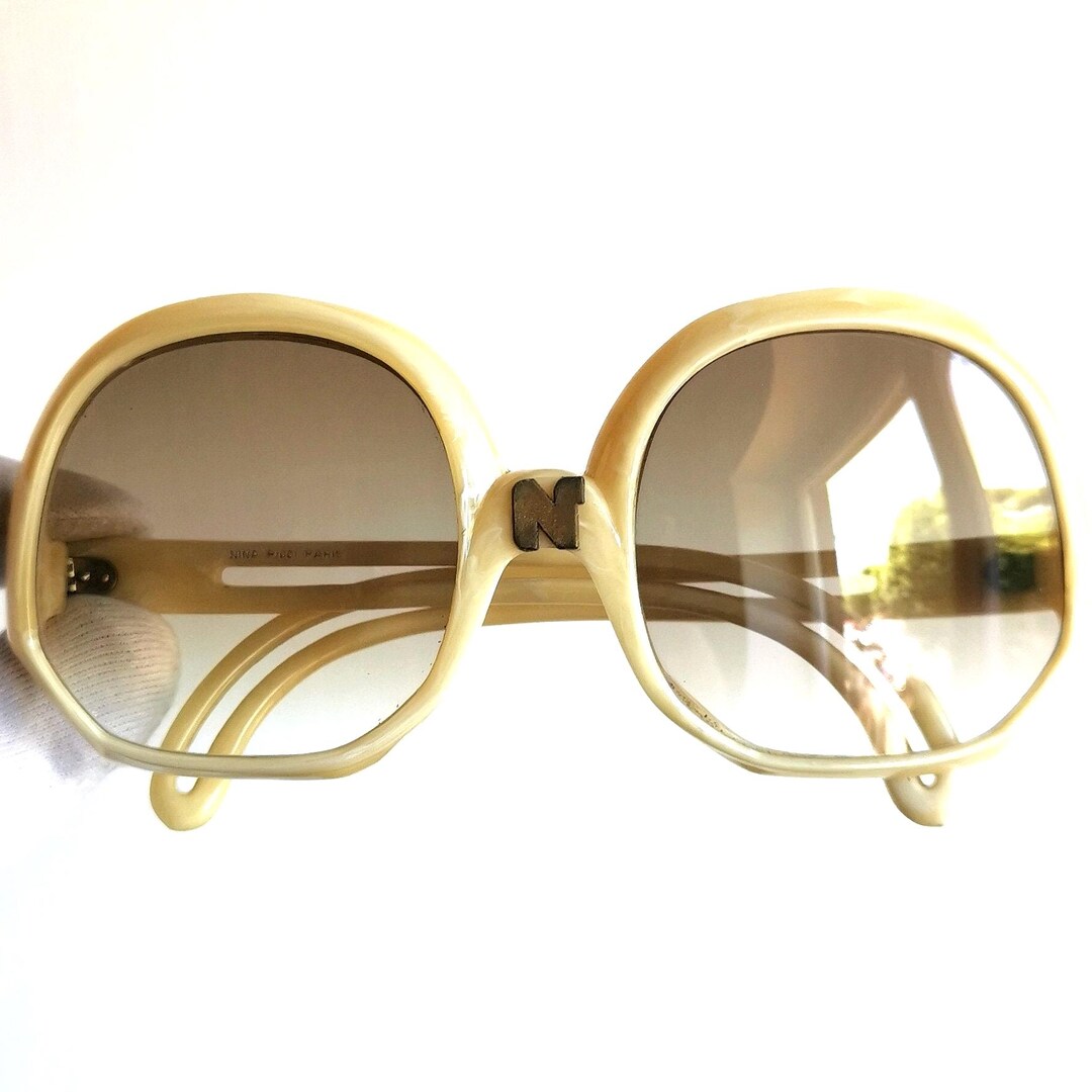 Occhiali da sole vintage NINA RICCI, bianchi, squadrati, oversize