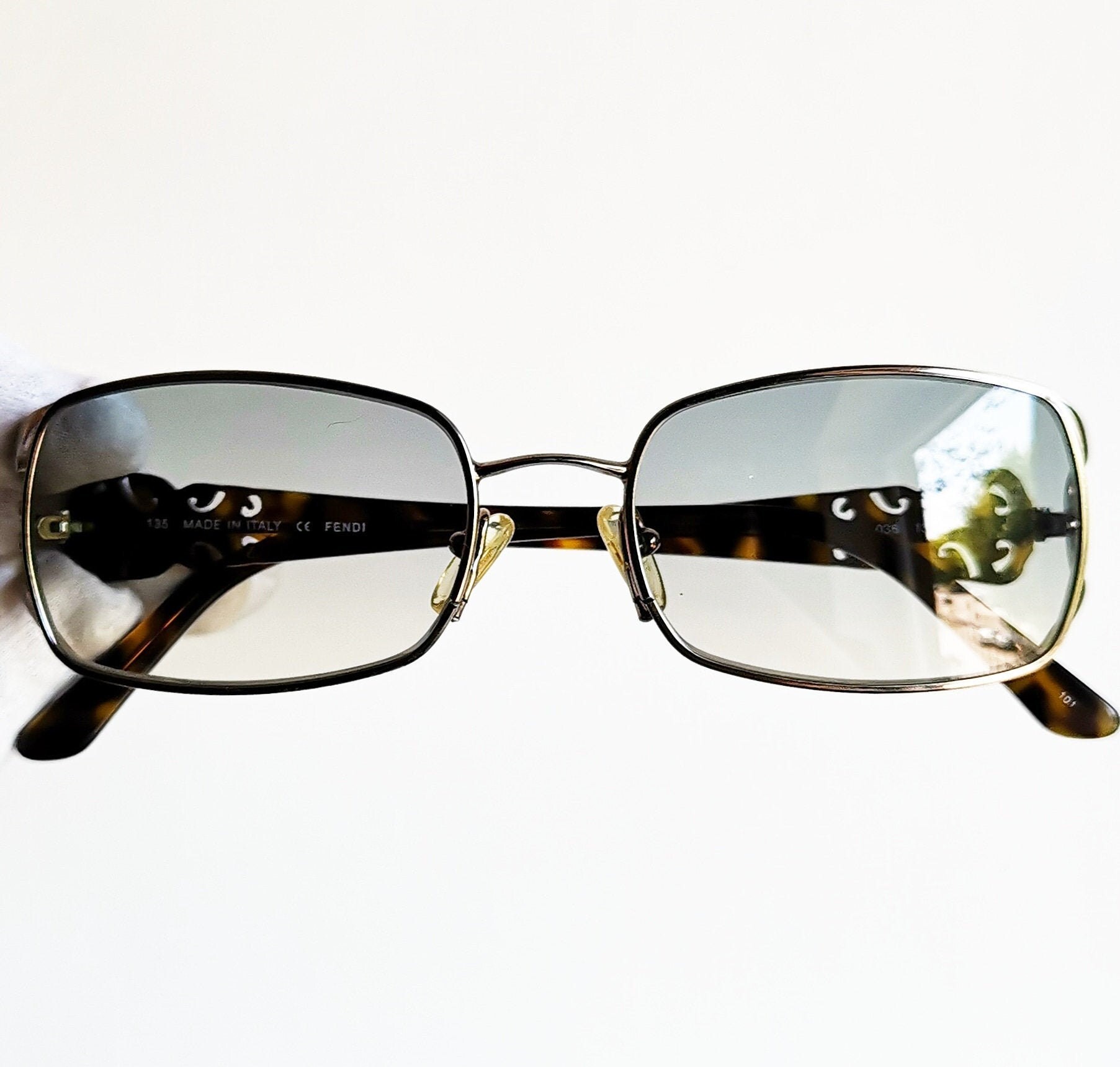 小物 FENDI Vintage Silver logo sunglasses $_57.JPG?set_id=880000500F