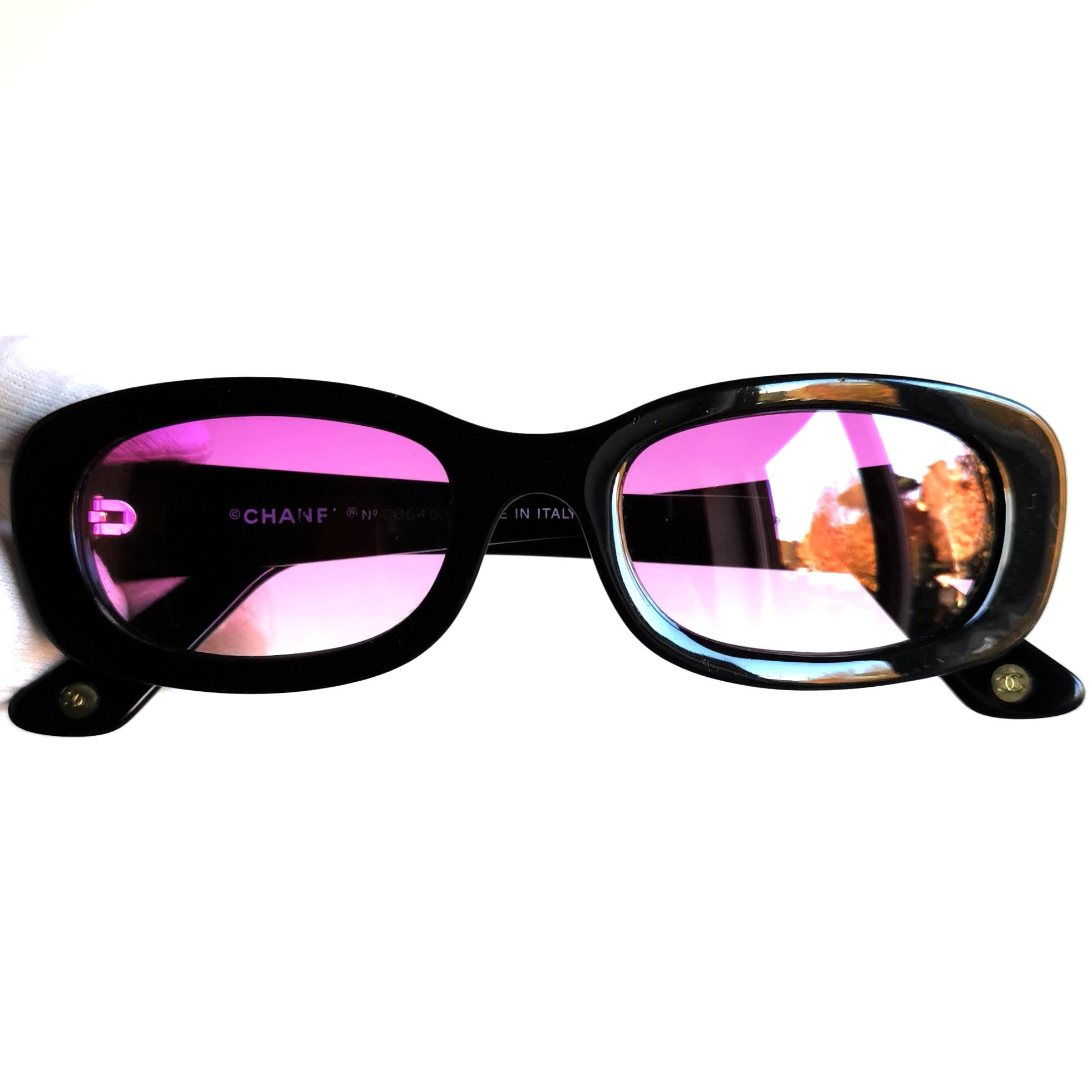 CHANEL Vintage Sunglasses Oval Black Gold CC Logo 5011 Frame 90s