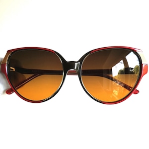 VALENTINO vintage sunglasses rare red gold oversize cateye rockabilly butterfly big frame 90s new NOS Lady Gaga Rihanna yellow orange lens