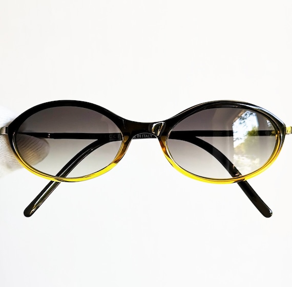 【年中無休】 GUCCI Vintage Sunglasses Rare Oval Small Tiny Black Dark 小物