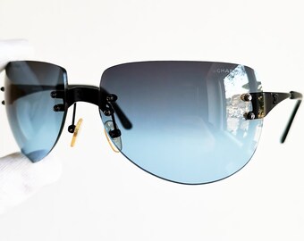 CHANEL sunglasses vintage rare black oval aviator wrap rimless 4007 Rihanna  Kylie Jenner Bella Hadid Migos light blue gray lens 90s new NOS