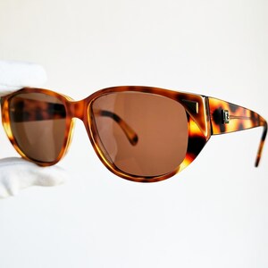 FENDI vintage sunglasses oval mask tortoise brown gold aviator pilot FS63 wrap Migos 2Chainz Rihanna Bella Hadid frame by LOZZA 90s new lens