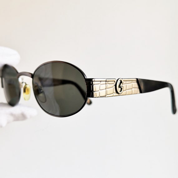 versace oval sunglasses