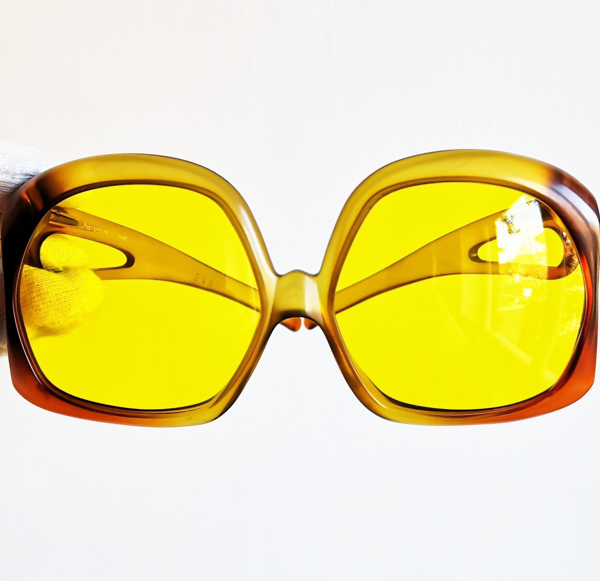 Vintage Dior Yellow Sunglasses Christian Dior D11 Yellow Gradient Frame Grey Lens Vintage  main image 2