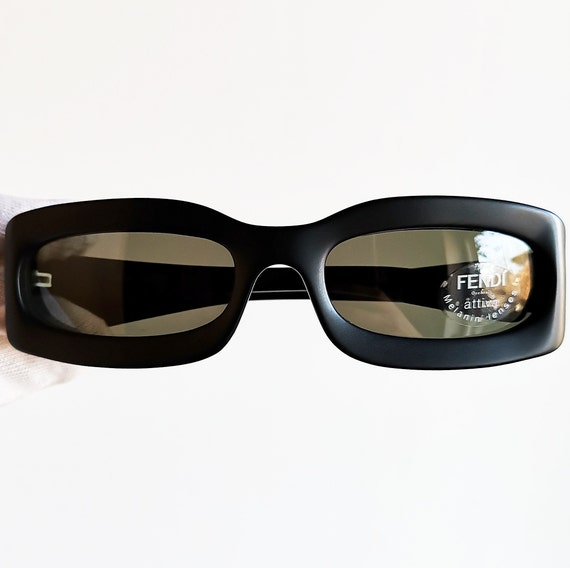 fendi oval sunglasses