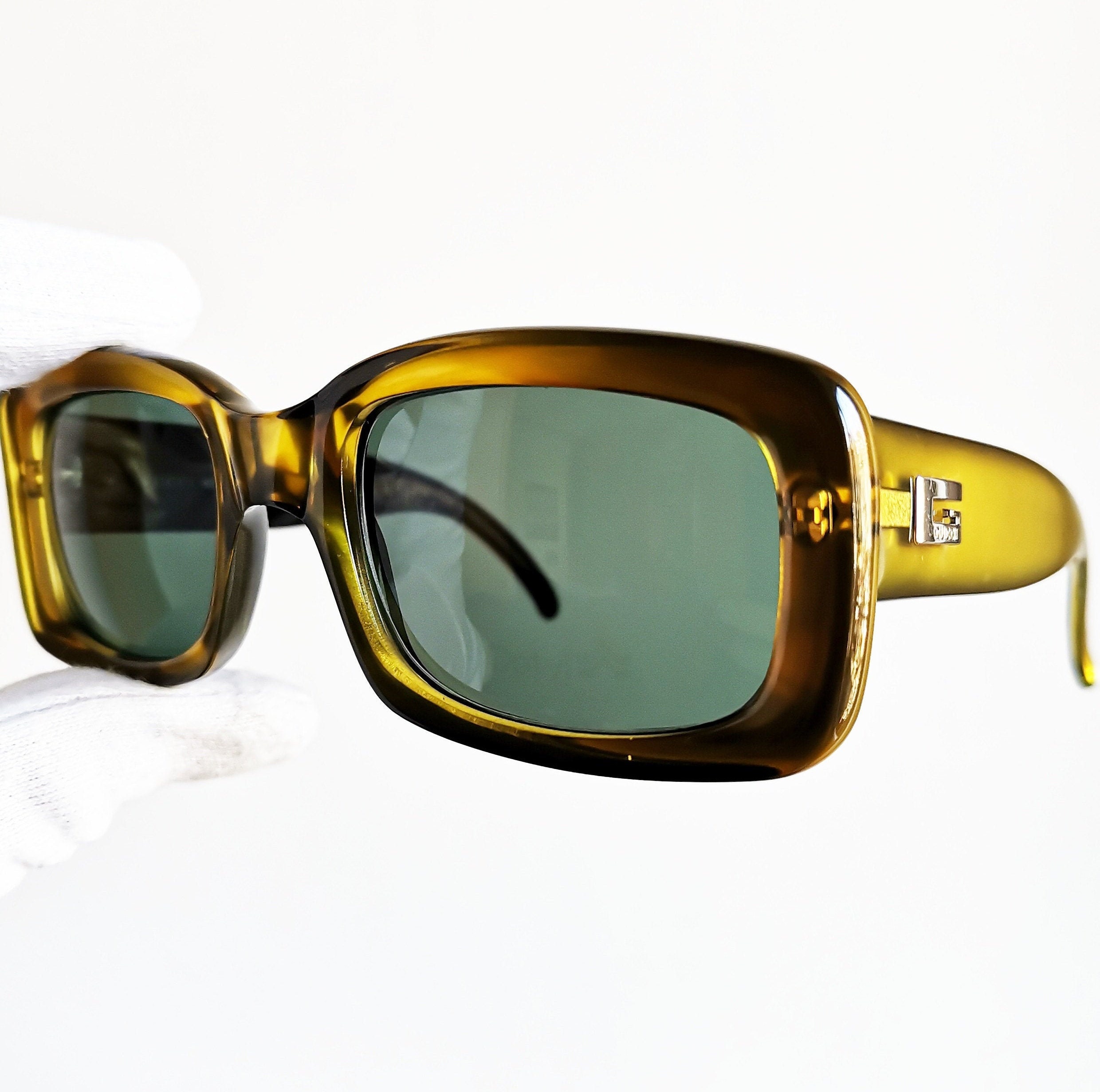 GUCCI Vintage Sunglasses Rare Square Shiny Gold Frame GG2407 GUCCI Vintage Sunglasses Rare Square Shiny Gold Frame GG2407