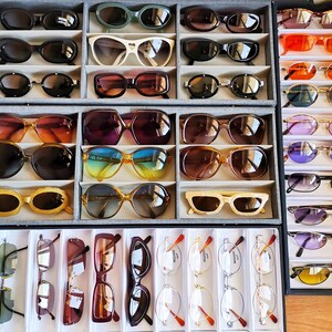 Gafas de sol vintage MOSCHINO Yeezy con rayas de cebra y cuerno animalier M3648-S con montura ovalada de los años 90 imagen 7