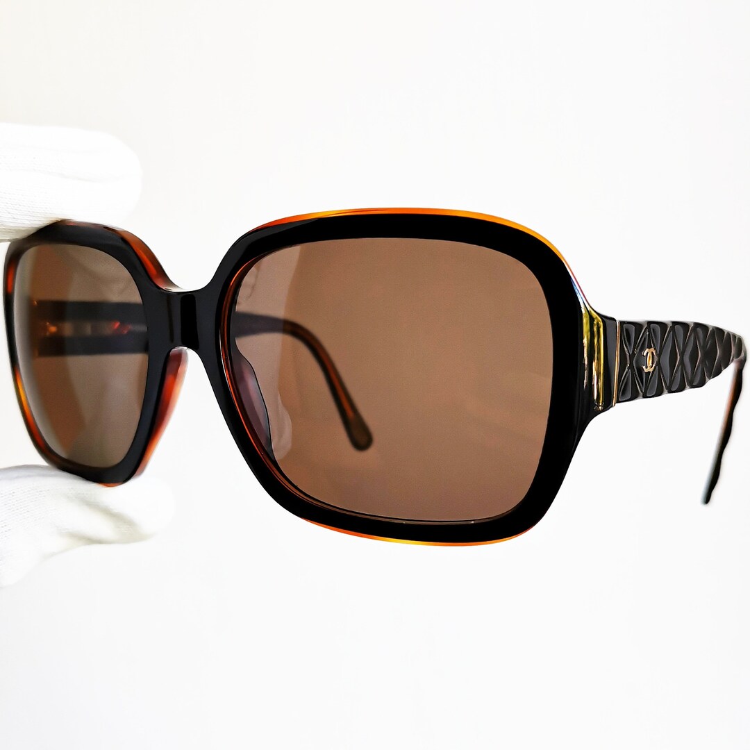 CHANEL SQUARE RIMLESS Sunglasses 4017 C.124/77 Pink Gradient Silver CC Logo  Auth $356.25 - PicClick