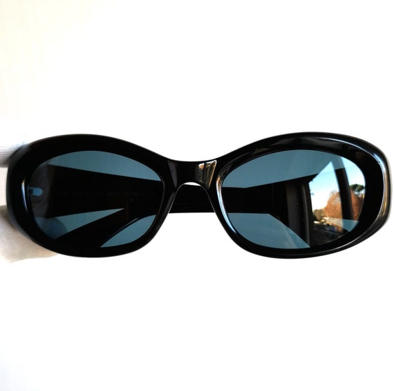口コミ・レビューで人気商品を探そう GUCCI Vintage Sunglasses Oval Black Silver GG2432/S Migos 小物