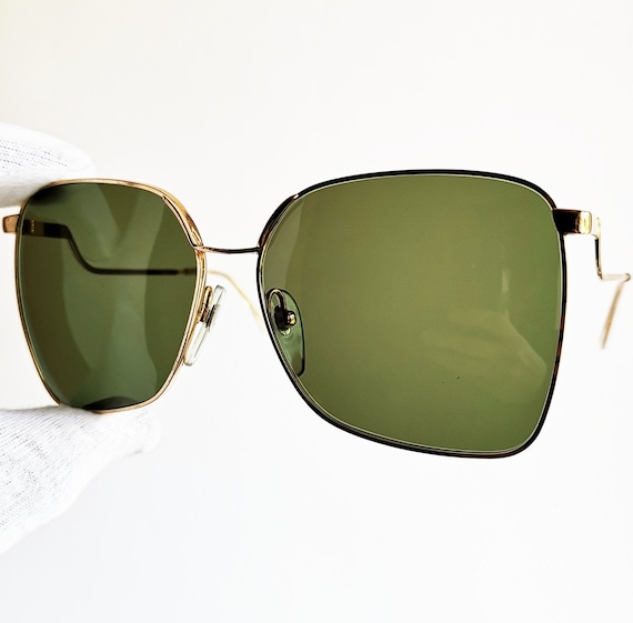 LUXOTTICA 18karat GOLD Vintage Sunglasses Square Plated  display picture 3