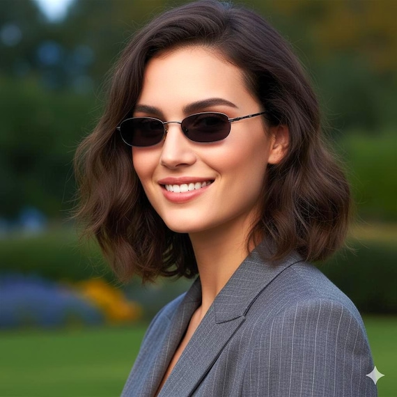 GUCCI Sunglasses Vintage Blue Sideral Oval Small GG2639 Bayonetta