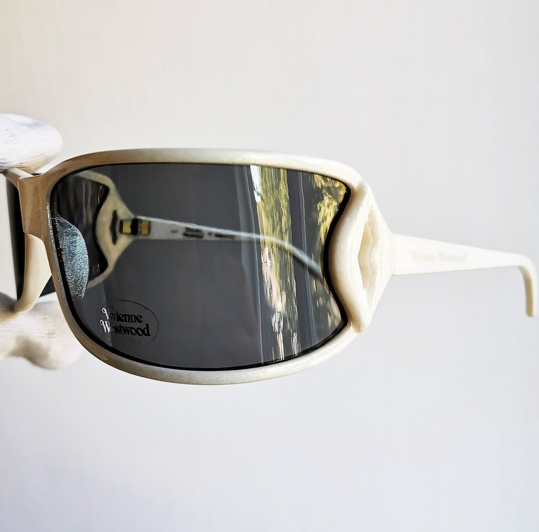 VIVIENNE WESTWOOD Vintage Sunglasses Rare Oversize Wrap Mask VIVIENNE WESTWOOD Vintage Sunglasses Rare Oversize Wrap Mask