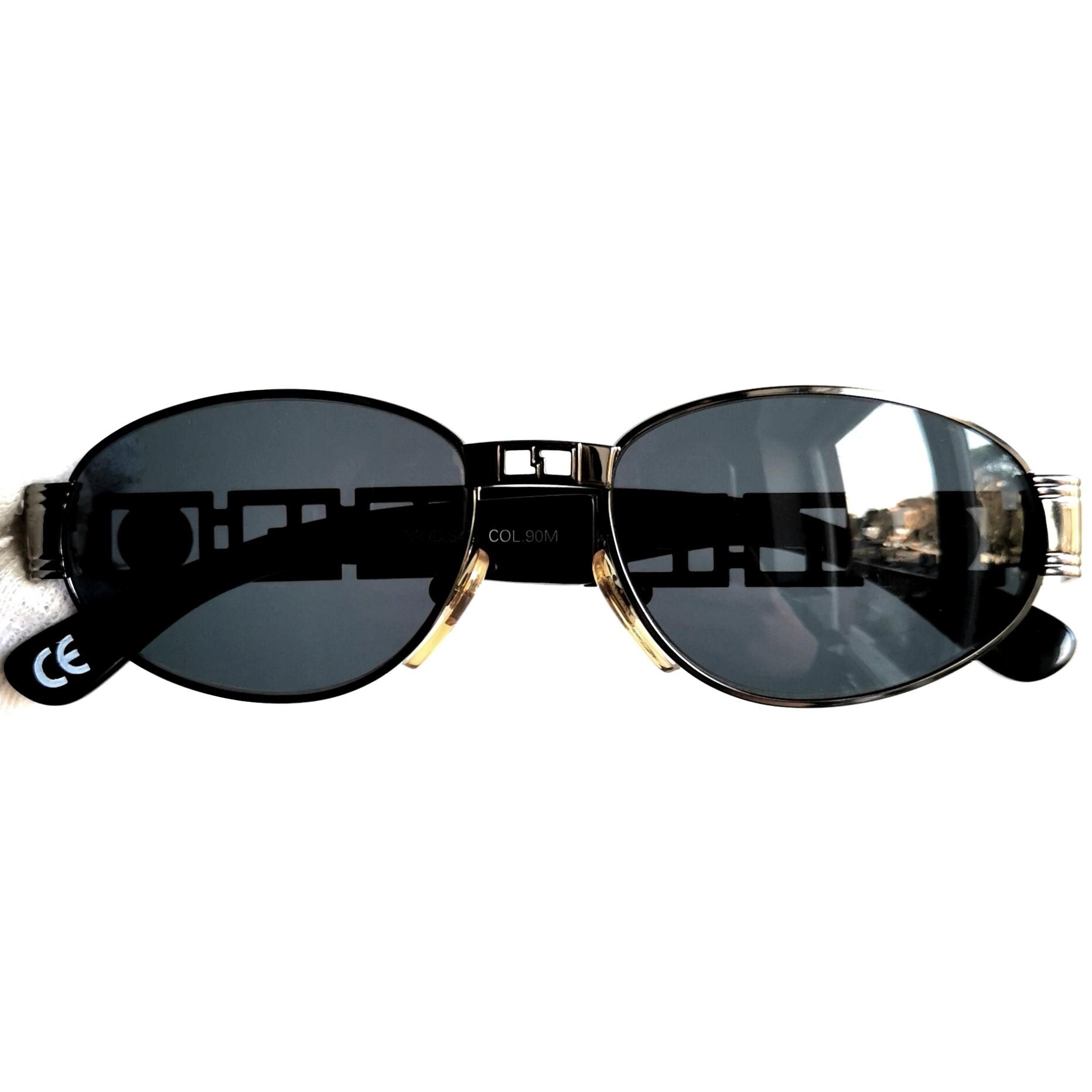 VERSACE Vintage Sunglasses Medusa Oval Silver Black Small S44
