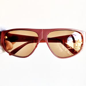 VALENTINO vintage sunglasses red white pink stripe wrap oversize Migos designer Lady Gaga aviator line cocktail candy frame new NOS VLTN 80s