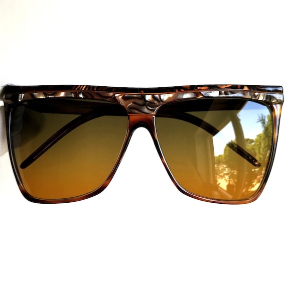 LAURA BIAGIOTTI Vintage Sunglasses Square Oversize Tortoise  display picture 2