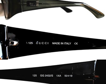 GUCCI Vintage Sunglasses Oval Gray Green GG2432/S Frame Wrap 90s